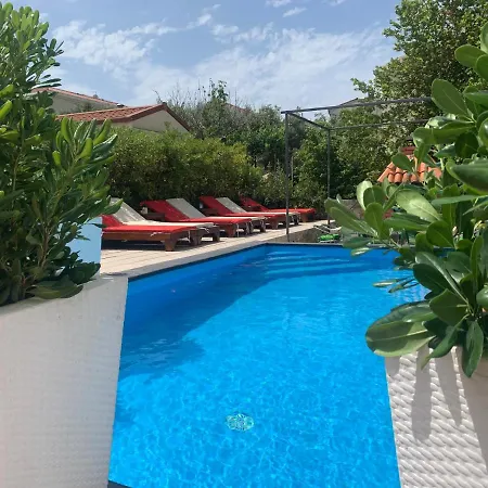 Danijela With Heated Pool,jacuzzi And Sauna * Seget Vranjica