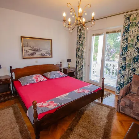 Danijela With Heated Pool,jacuzzi And Sauna Seget Vranjica