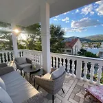 Villa Danijela With Heated Pool,jacuzzi And Sauna *