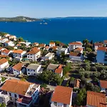Danijela With Heated Pool,jacuzzi And Sauna Seget Vranjica