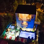 Danijela With Heated Pool,jacuzzi And Sauna Seget Vranjica