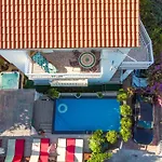 Villa Danijela With Heated Pool,jacuzzi And Sauna Seget Vranjica