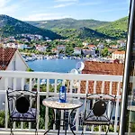 Villa Danijela With Heated Pool,jacuzzi And Sauna