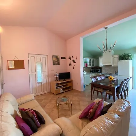 Danijela With Heated Pool,jacuzzi And Sauna * Seget Vranjica
