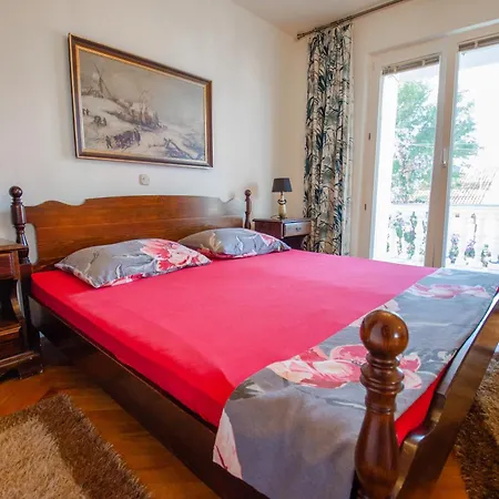Danijela With Heated Pool,jacuzzi And Sauna Seget Vranjica