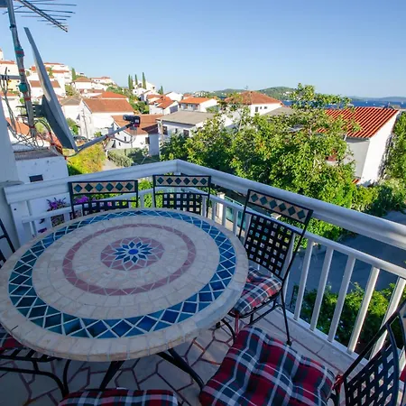 Vila Danijela With Heated Pool,jacuzzi And Sauna Seget Vranjica
