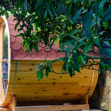 فيلة Danijela With Heated Pool,jacuzzi And Sauna *
