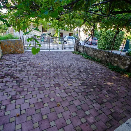 Vila Danijela With Heated Pool,jacuzzi And Sauna *