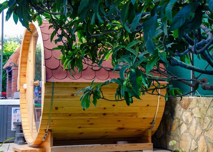 فيلة Danijela With Heated Pool,jacuzzi And Sauna *